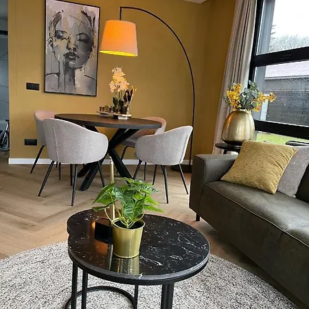 Edelhert, Moderne En Comfortabele Vakantiewoning Met Hottub! Ermelo