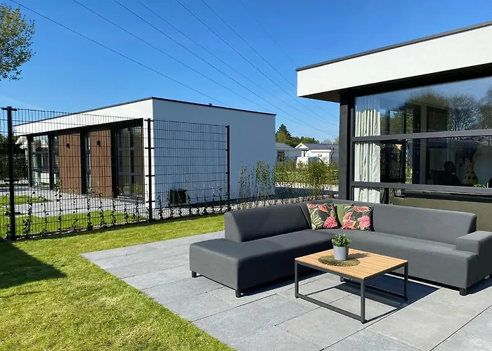 Edelhert, Moderne En Comfortabele Vakantiewoning Met Hottub! * エルメロ